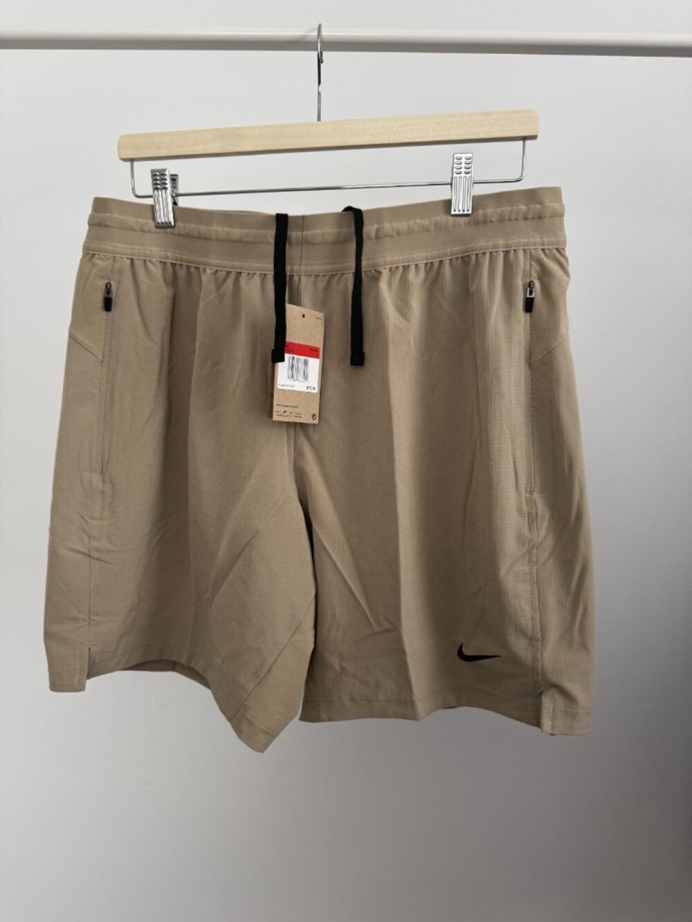 Nike Training Shorts Men's Large Khaki Dri-FIT Performance NWT $75